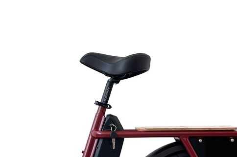 Thick and comfortable soft saddle